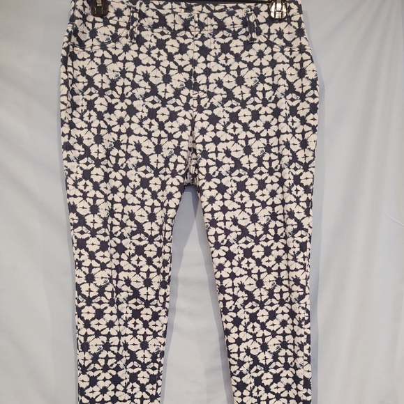 Capris - Picture 2 of 2